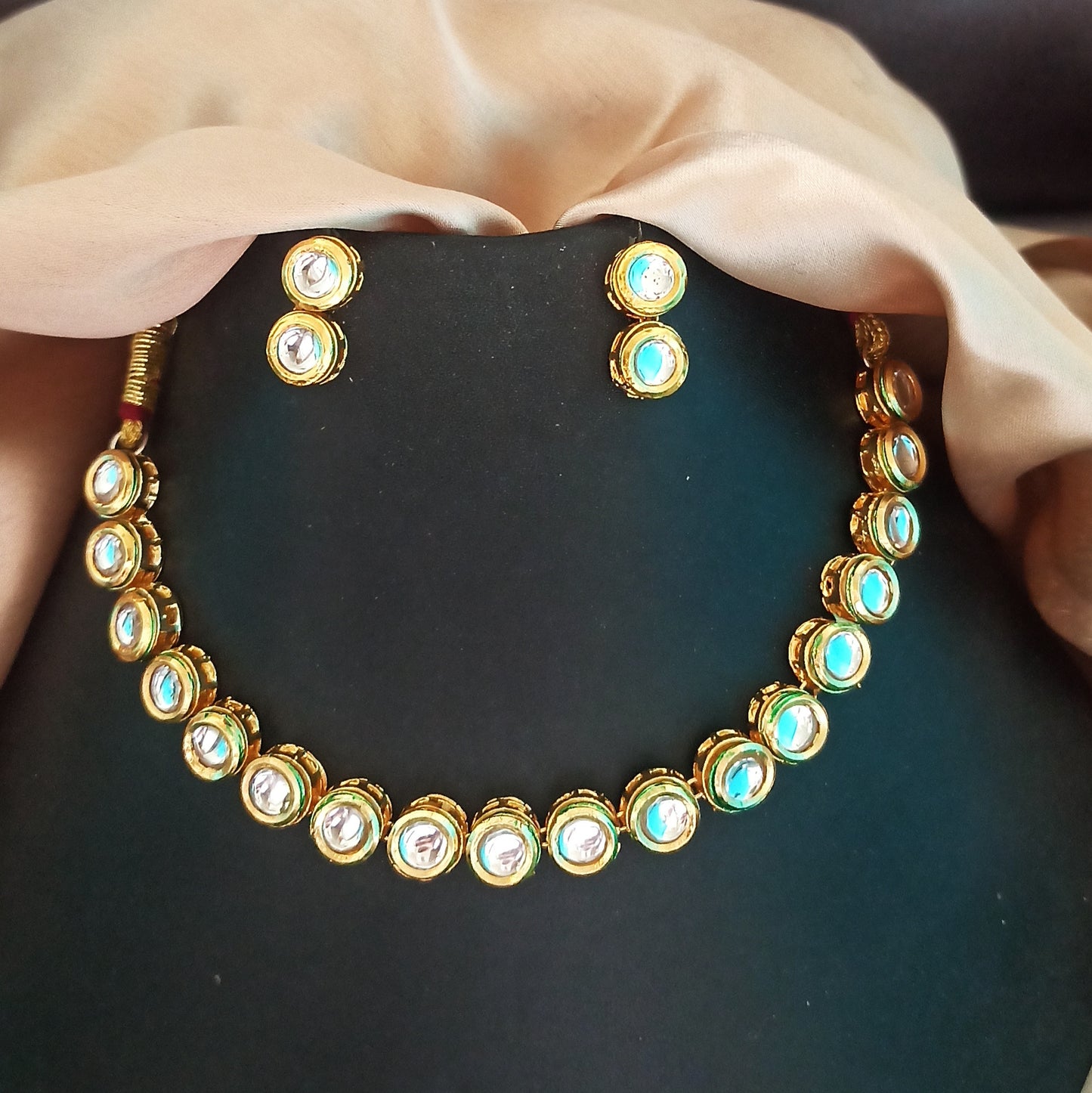 Aashi-Round-Semi Kundan