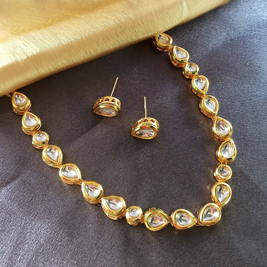 Leya - Kundan Set