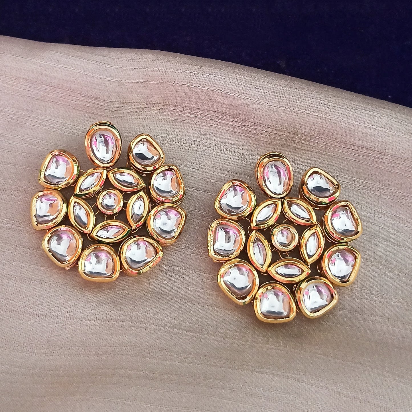 Maanasi-Kundan Earrings