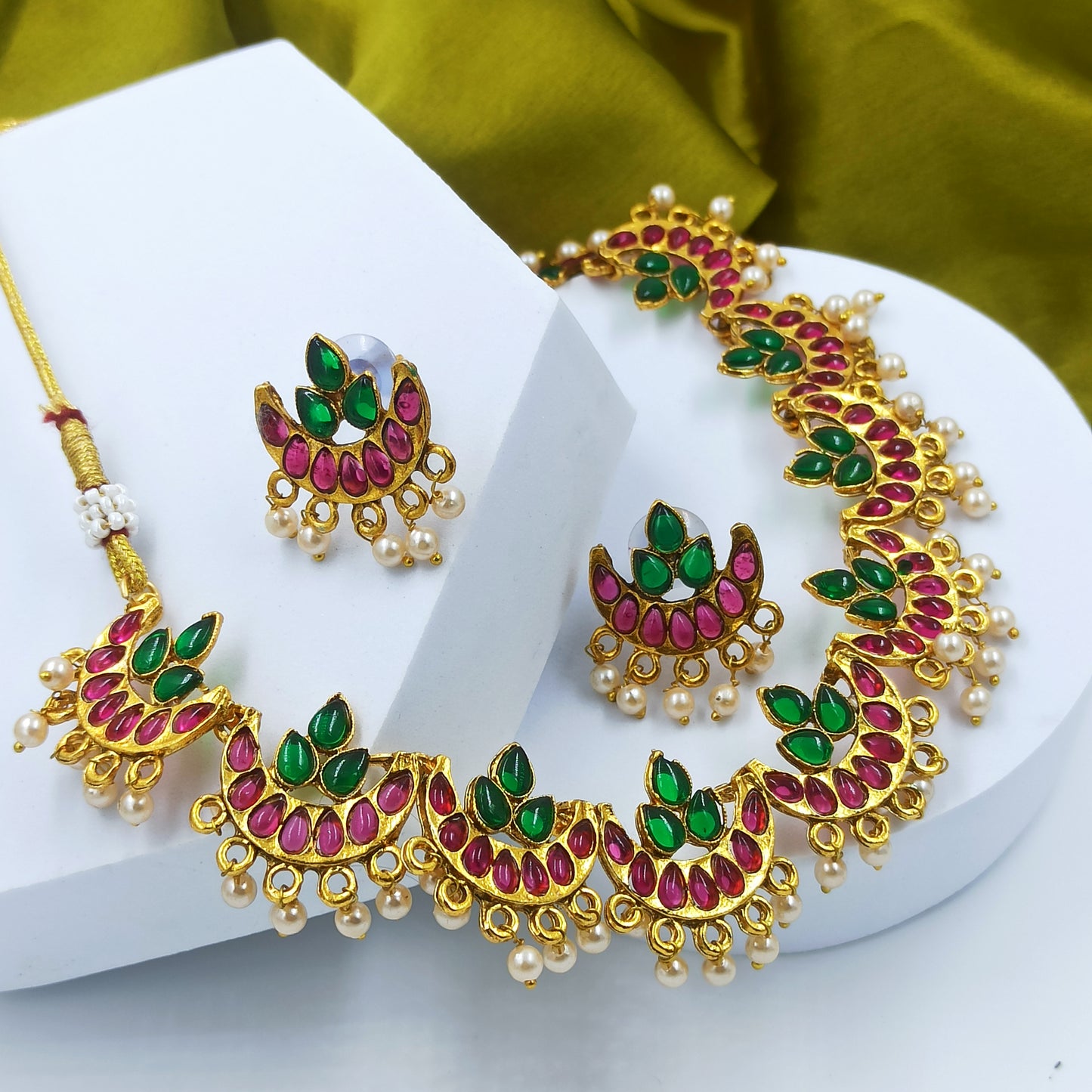 Shampa Multi Temple Short Necklace