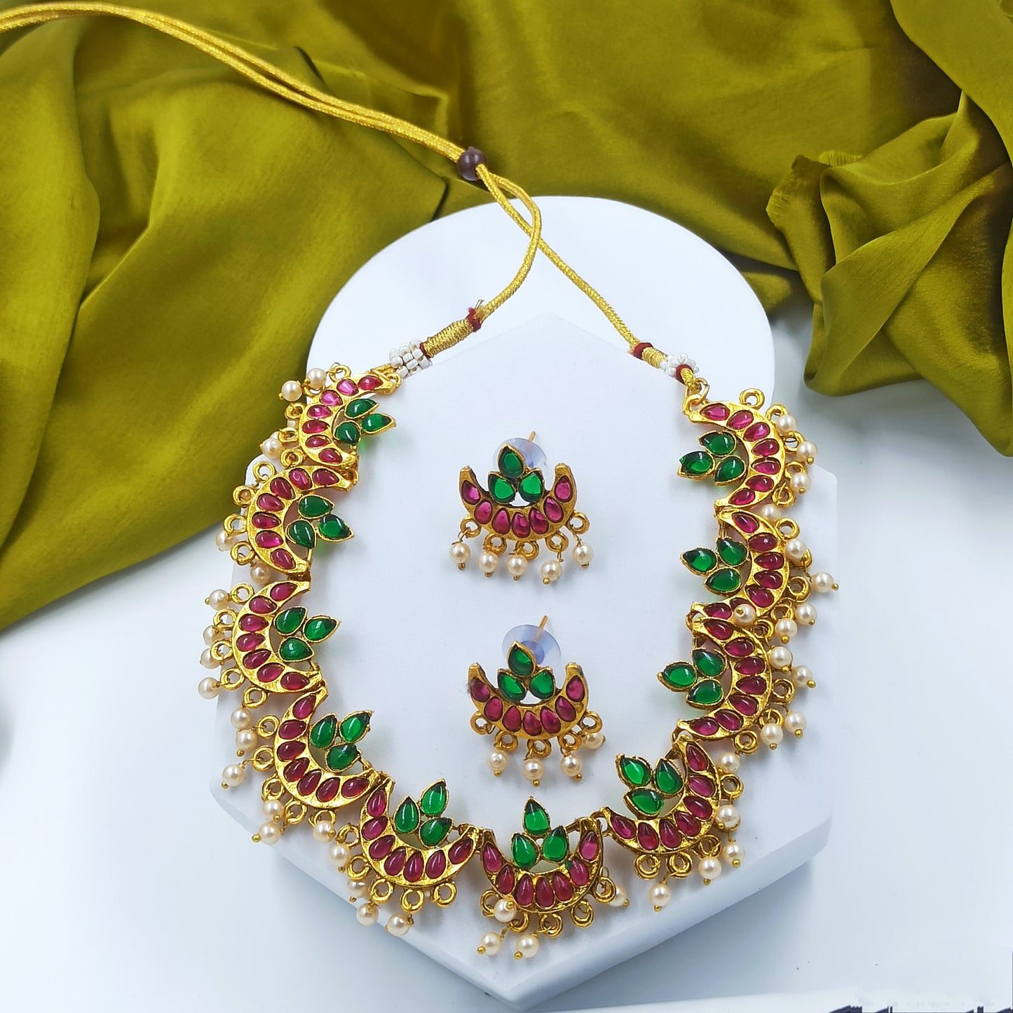 Shampa Multi Temple Short Necklace