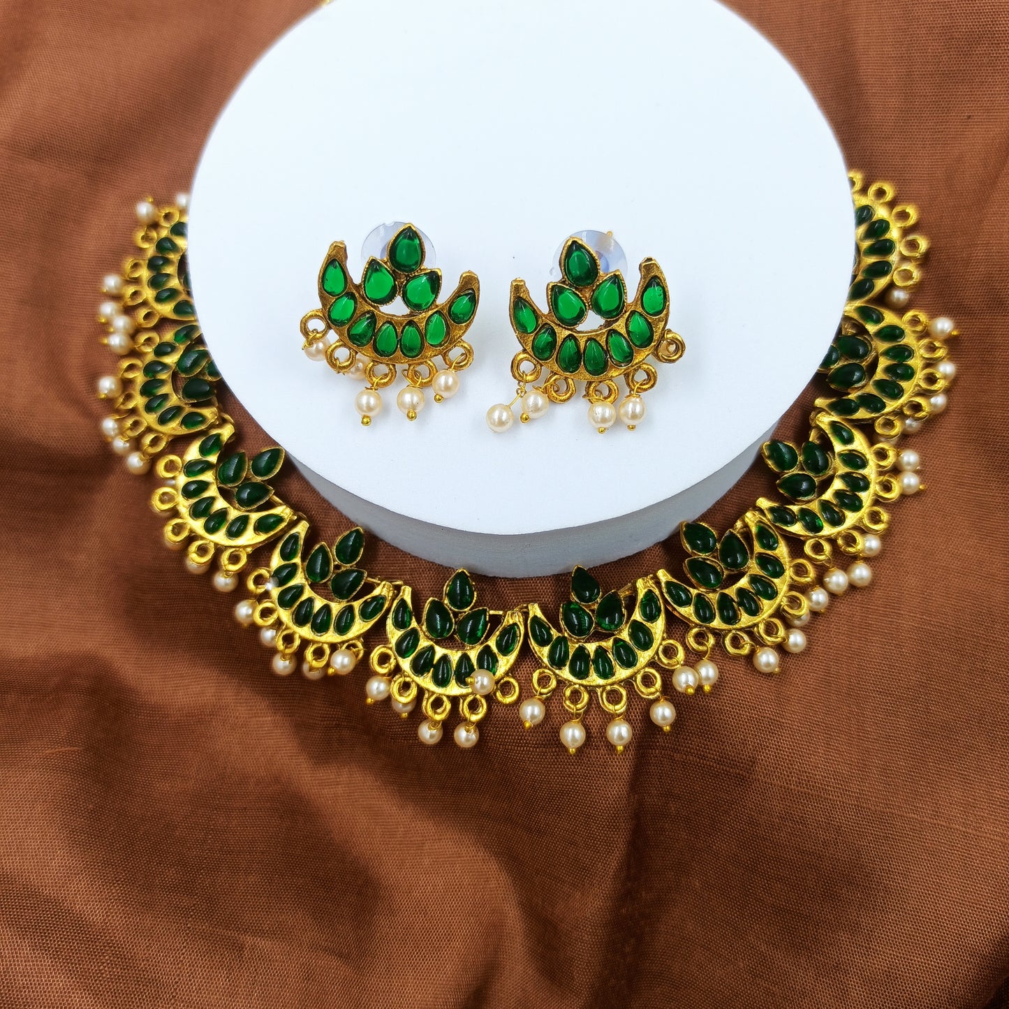 Shampa Green Temple  Short Necklace