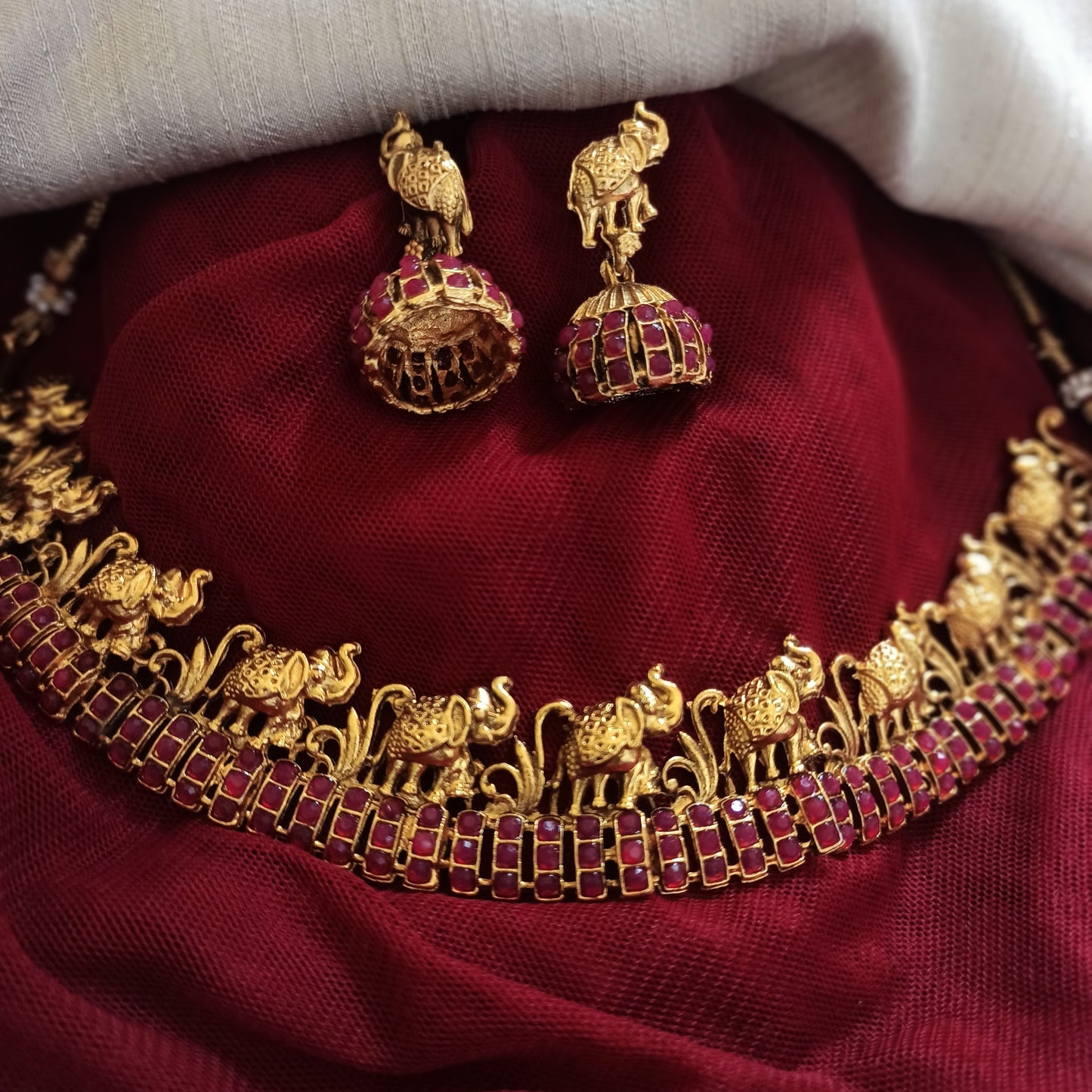 Saloni Short Temple Necklace